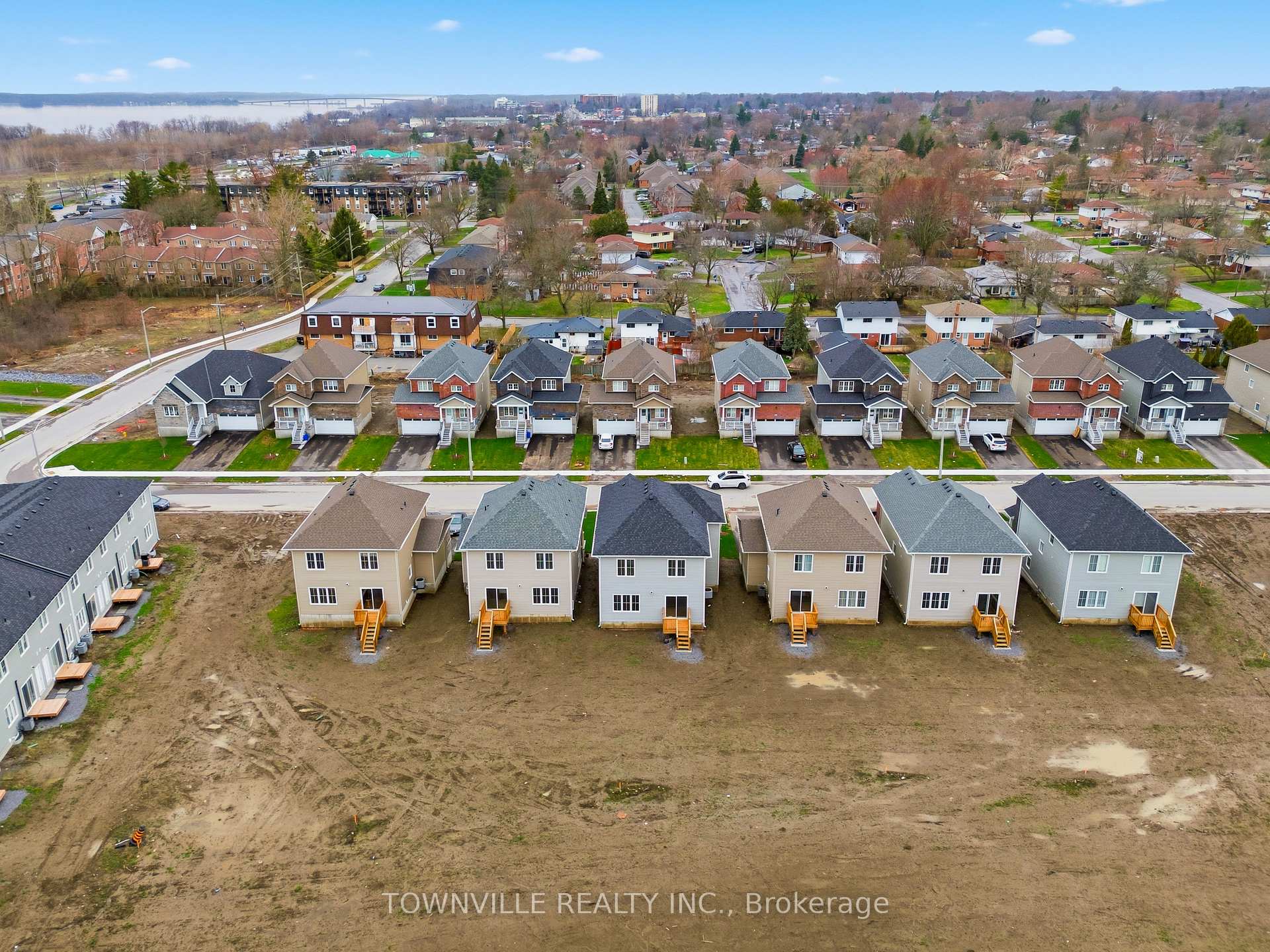 Photo 41 of 12 Bradden Crescent, Belleville, Belleville Ward — HOMEH