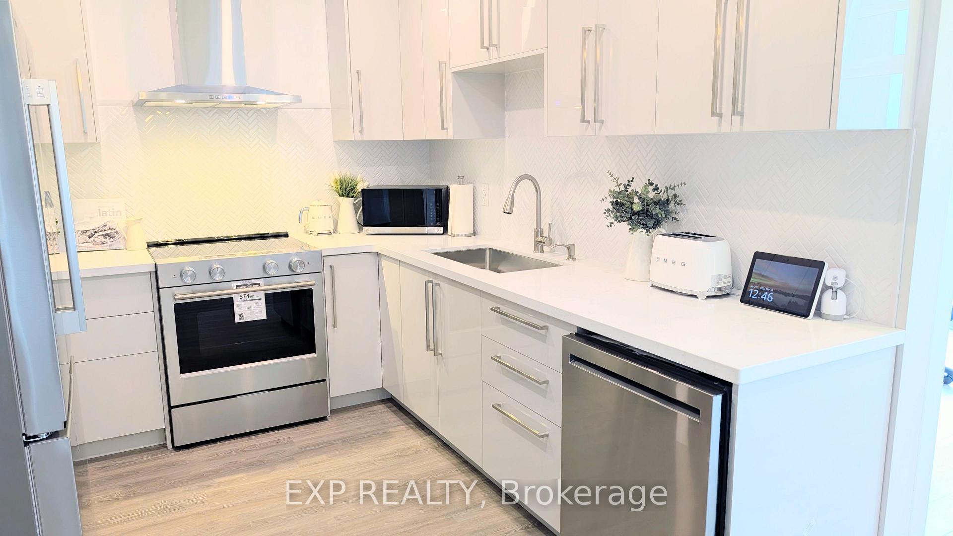 Photo 9 of Unit 1213, 58 Marine Parade Drive, Etobicoke, Mimico — HOMEH