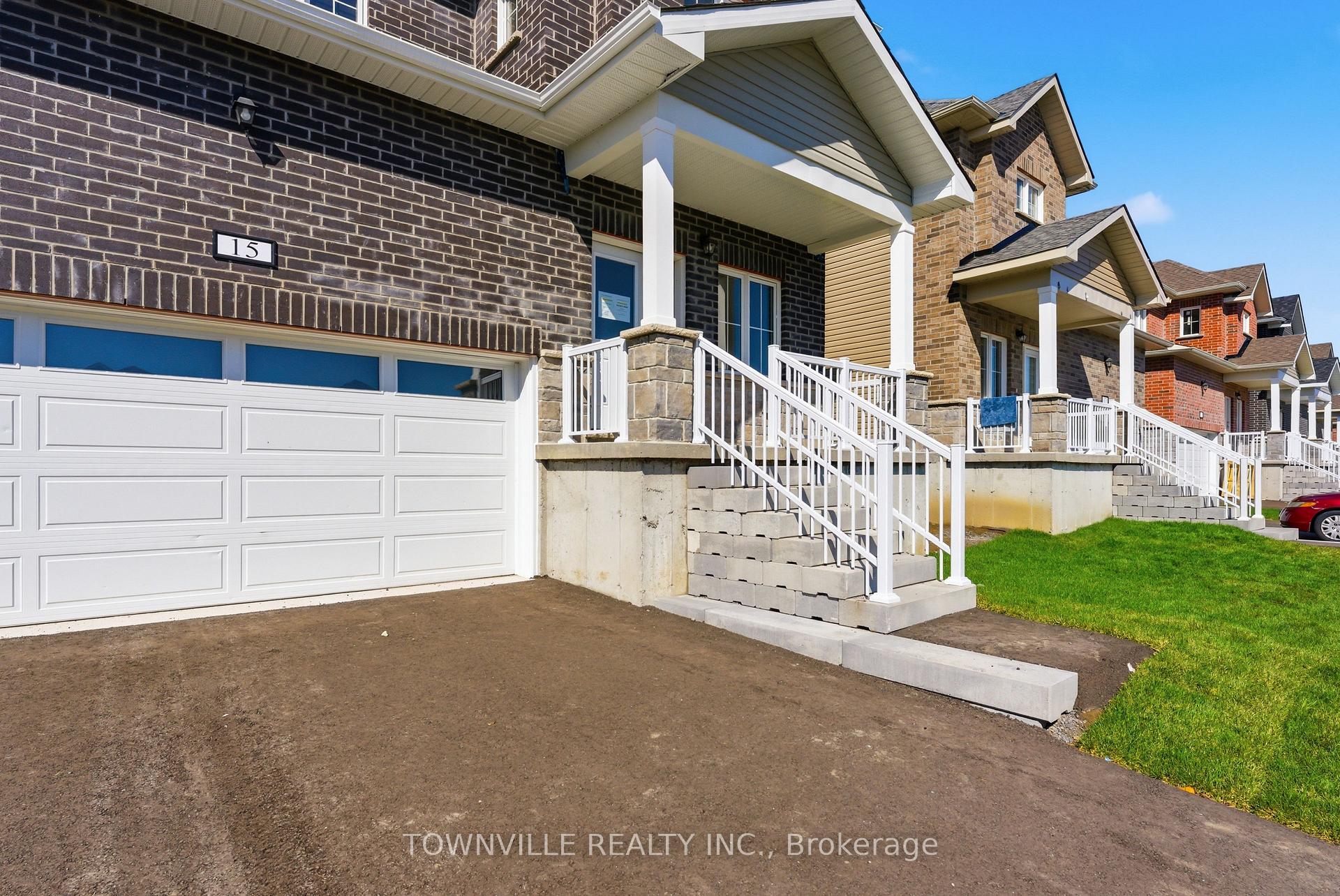 Photo 4 of 15 Bradden Crescent, Belleville, Belleville Ward — HOMEH