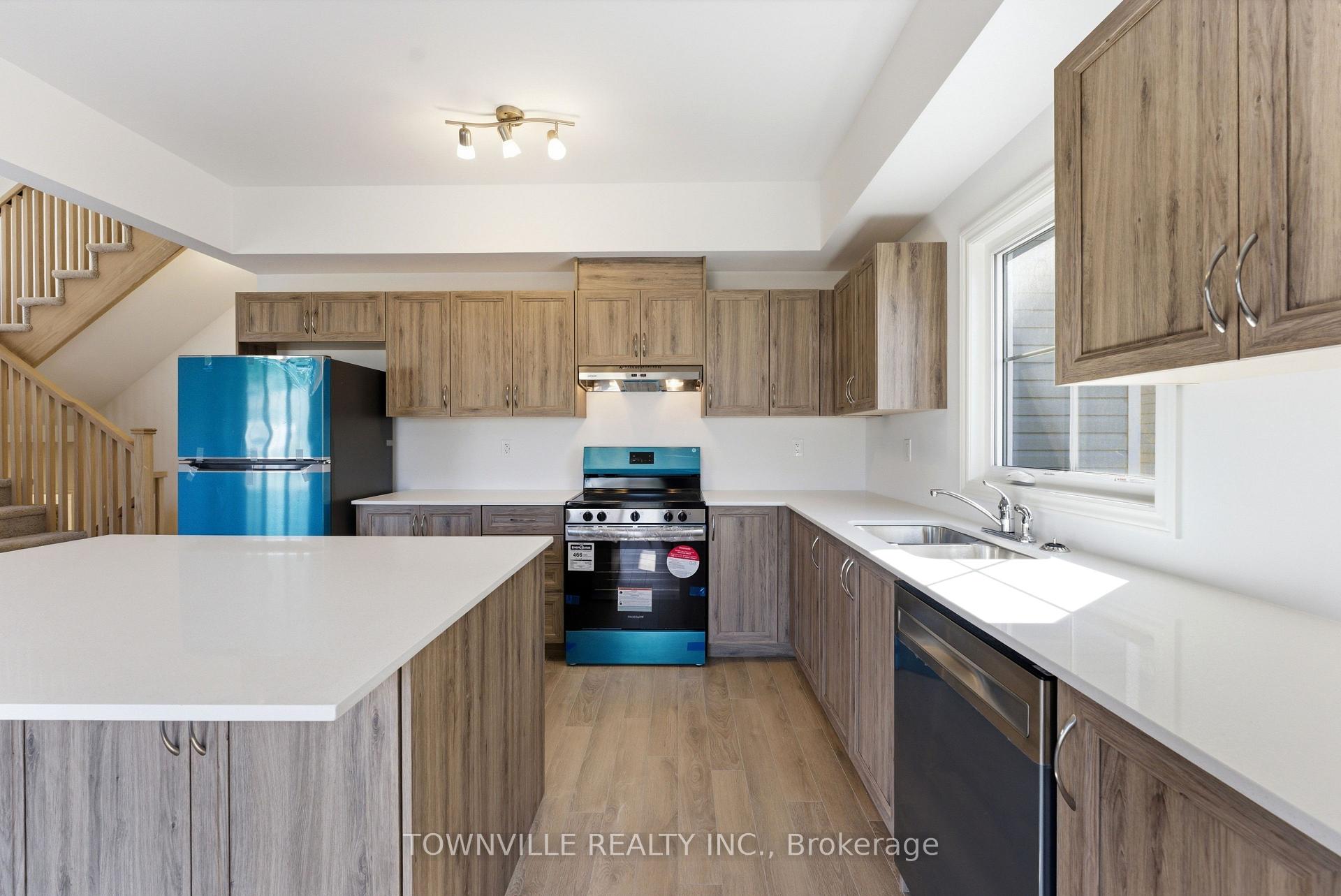 Photo 13 of 15 Bradden Crescent, Belleville, Belleville Ward — HOMEH