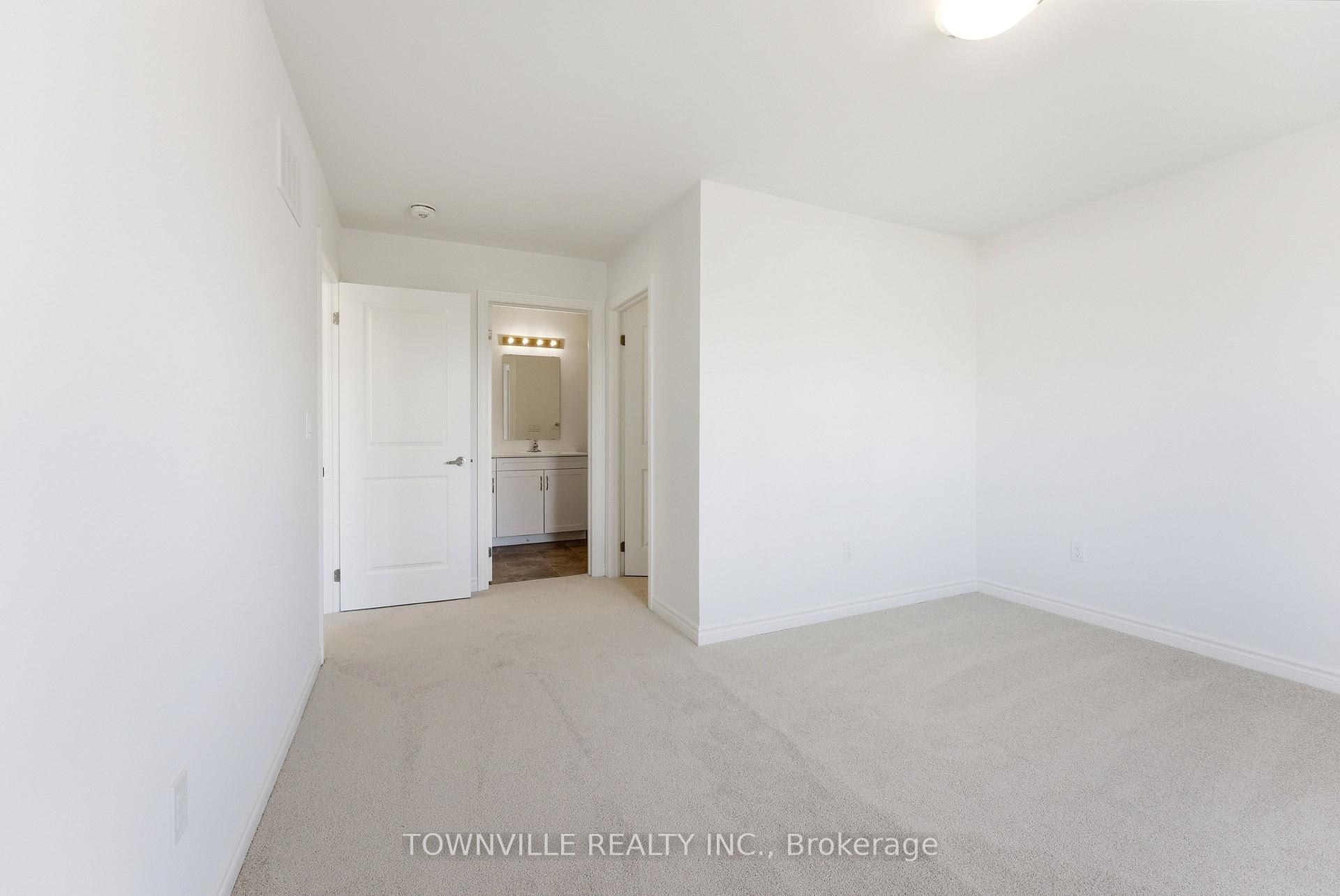 Photo 26 of 15 Bradden Crescent, Belleville, Belleville Ward — HOMEH