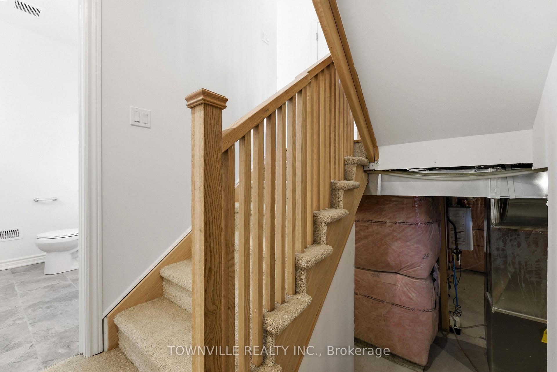 Photo 28 of 15 Bradden Crescent, Belleville, Belleville Ward — HOMEH