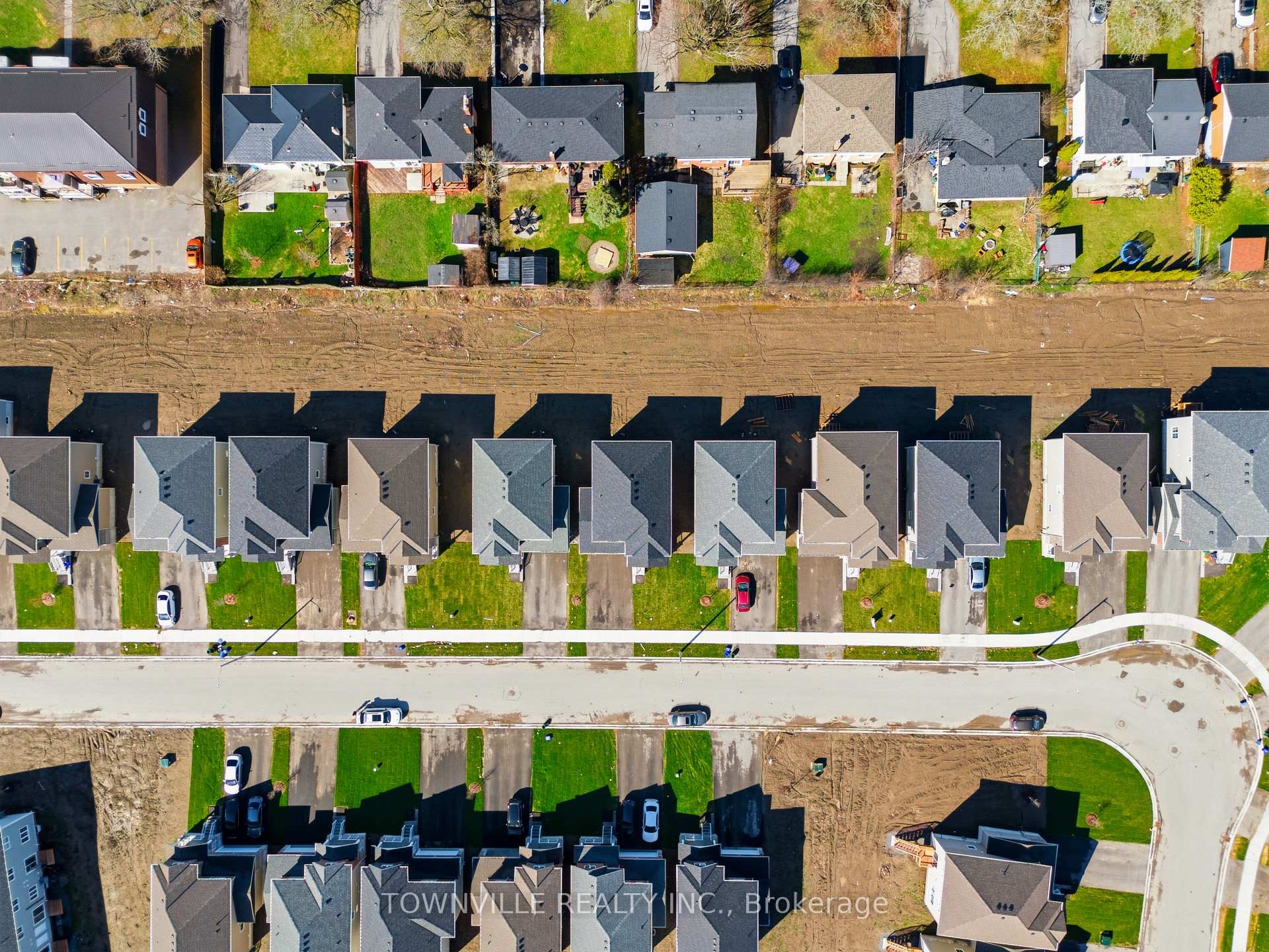 Photo 36 of 15 Bradden Crescent, Belleville, Belleville Ward — HOMEH