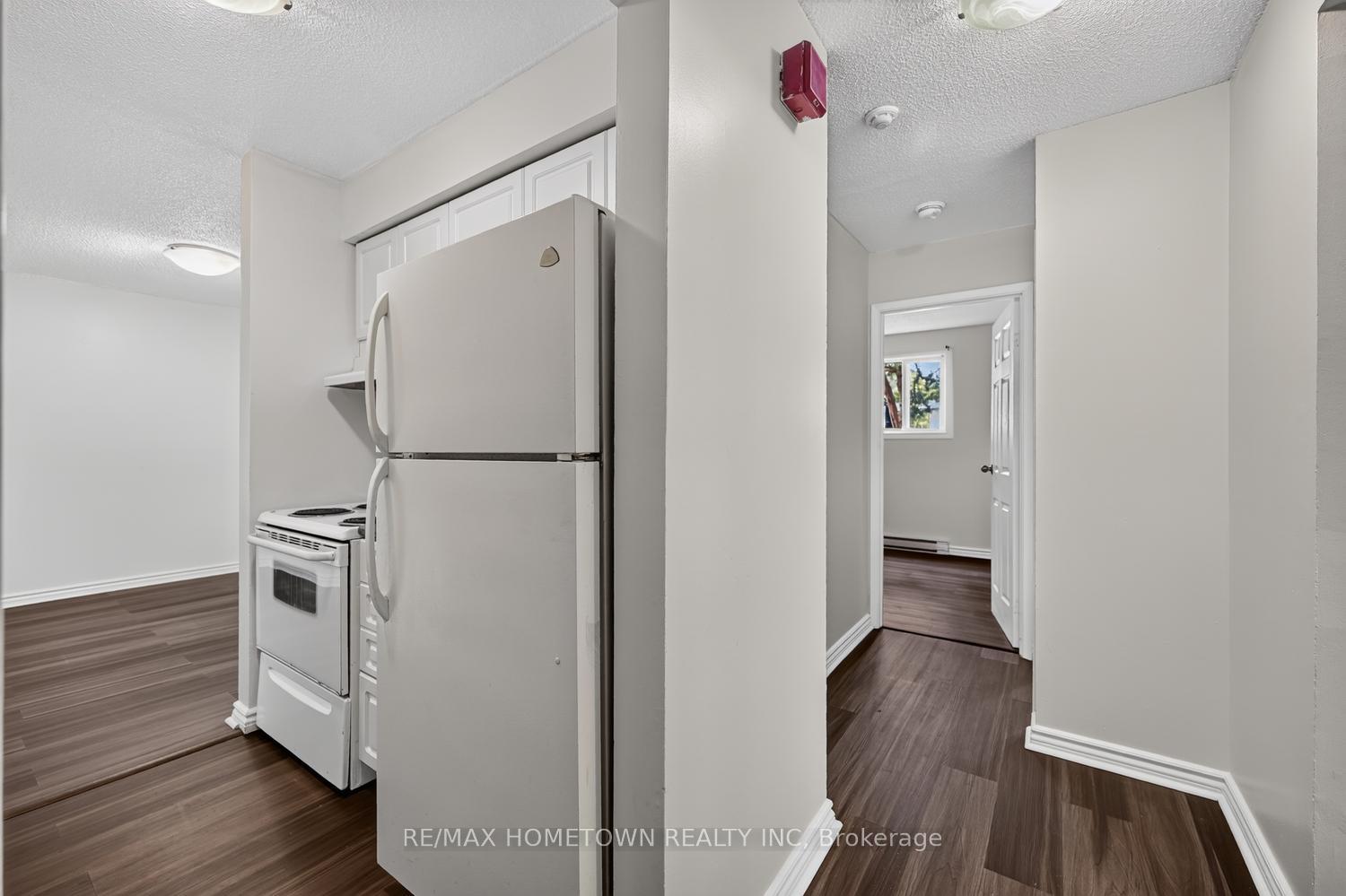 Photo 8 of Unit 1, 819 Macodrum Drive, Brockville, Brockville — HOMEH