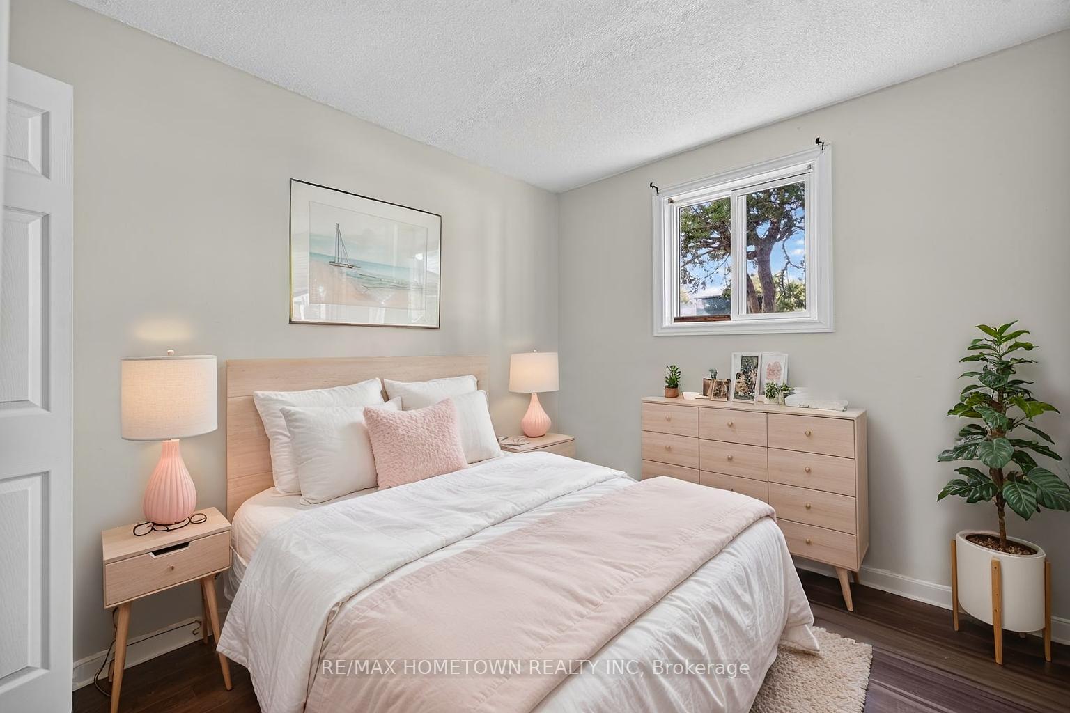 Photo 23 of Unit 1, 819 Macodrum Drive, Brockville, Brockville — HOMEH