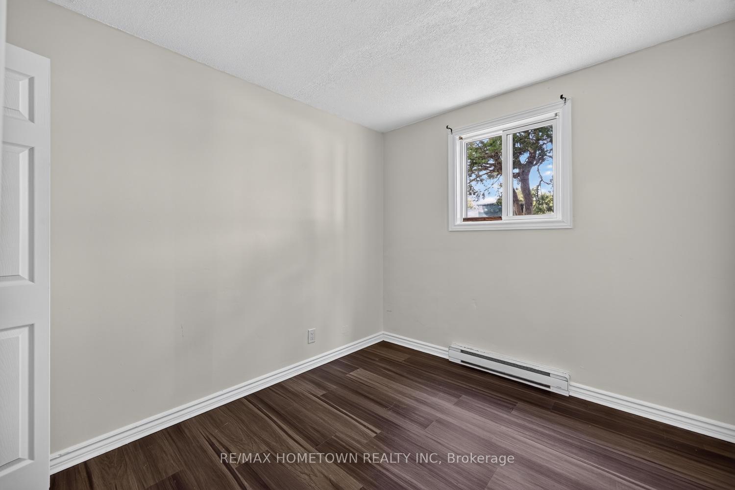Photo 25 of Unit 1, 819 Macodrum Drive, Brockville, Brockville — HOMEH