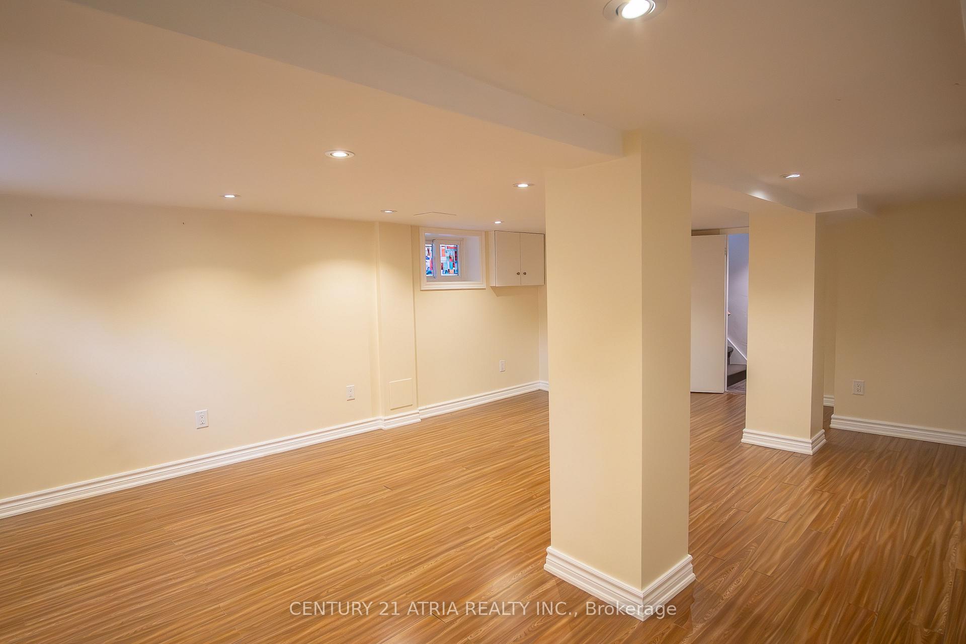 Photo 20 of 119 Milton Street, Etobicoke, Stonegate-Queensway — HOMEH