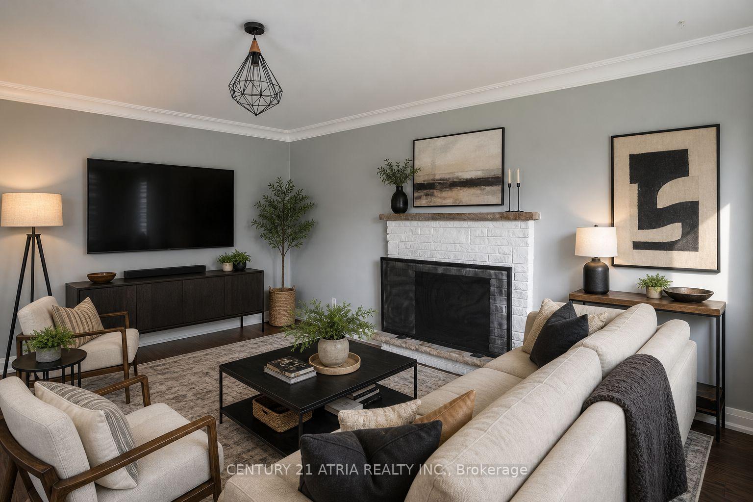 Photo 3 of 119 Milton Street, Etobicoke, Stonegate-Queensway — HOMEH