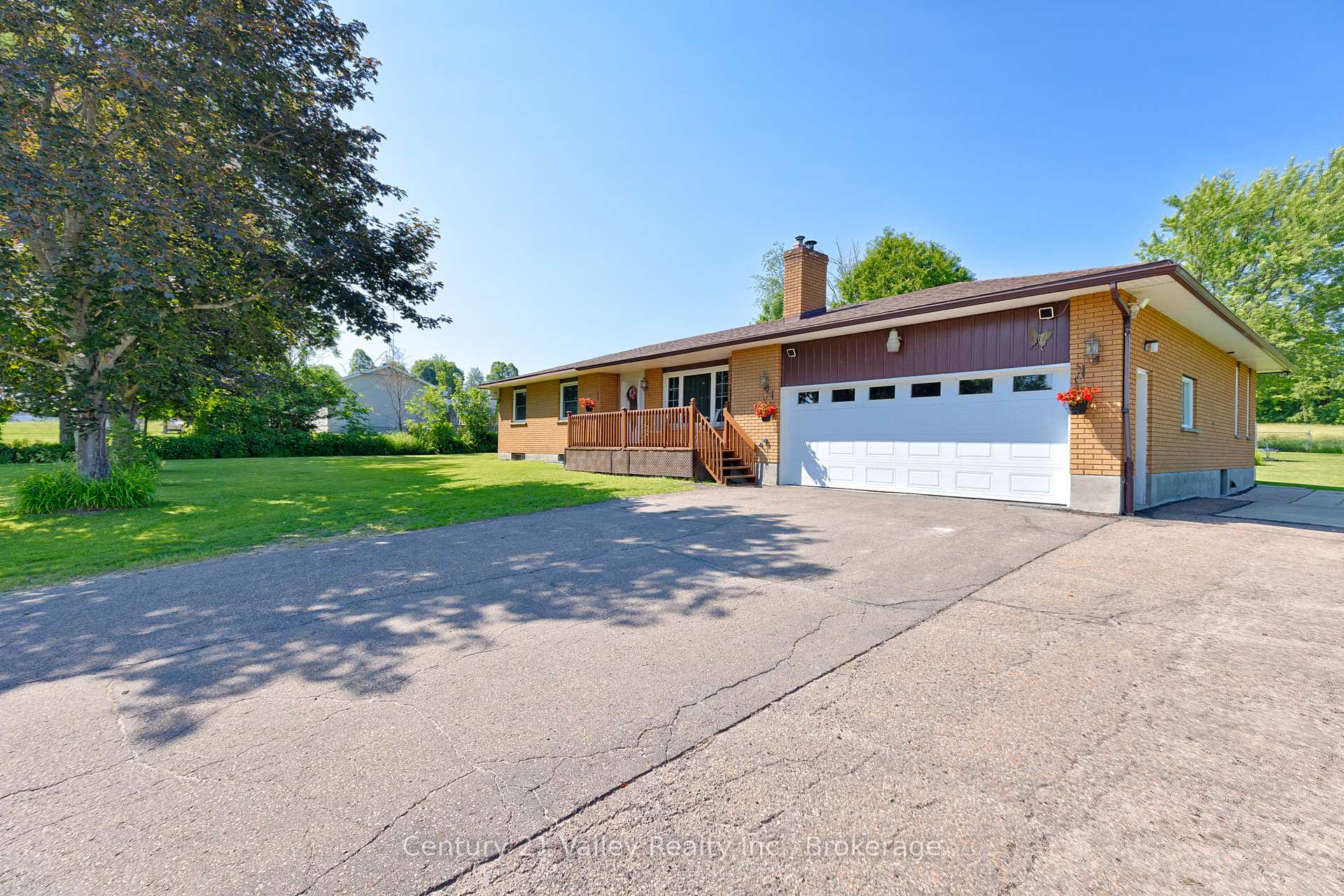 Photo 3 of 2935 Burnstown Road, Horton, Horton Twp — HOMEH