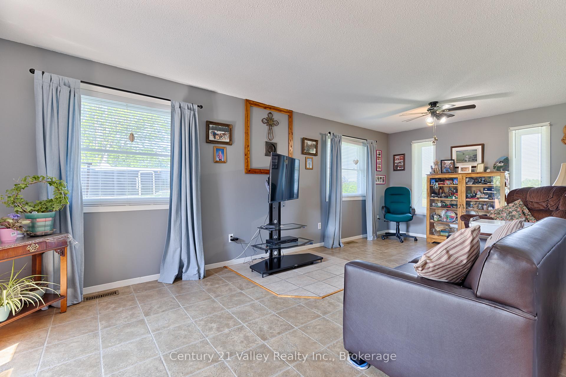 Photo 33 of 2935 Burnstown Road, Horton, Horton Twp — HOMEH