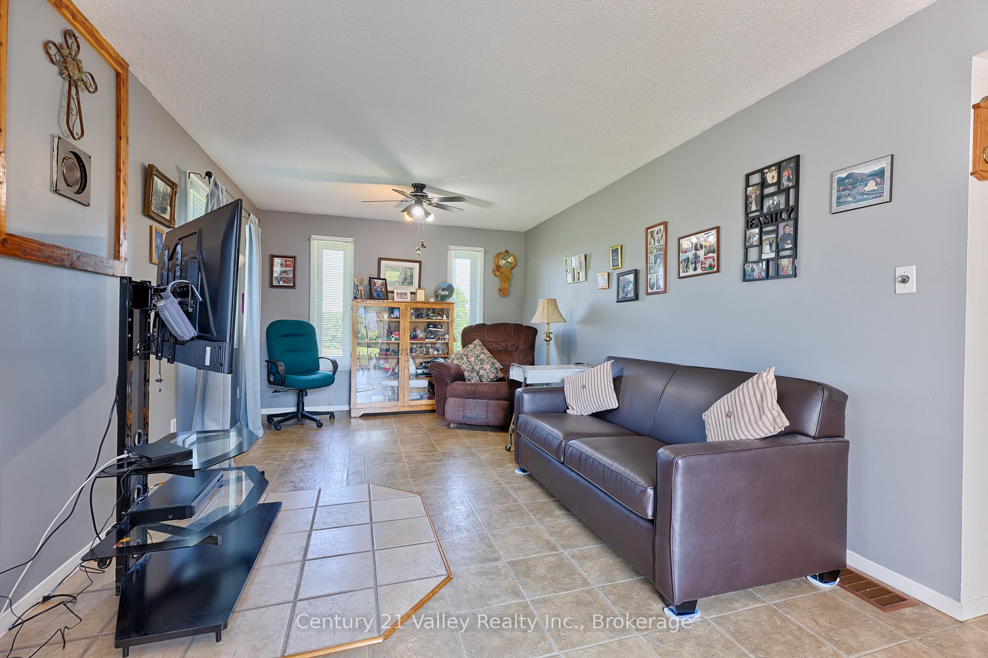 Photo 34 of 2935 Burnstown Road, Horton, Horton Twp — HOMEH