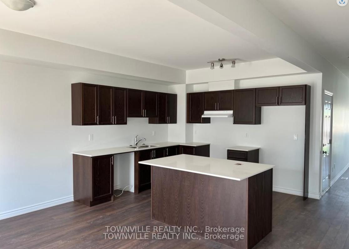 Photo 2 of 18 Lincoln Drive, Belleville, Belleville Ward — HOMEH
