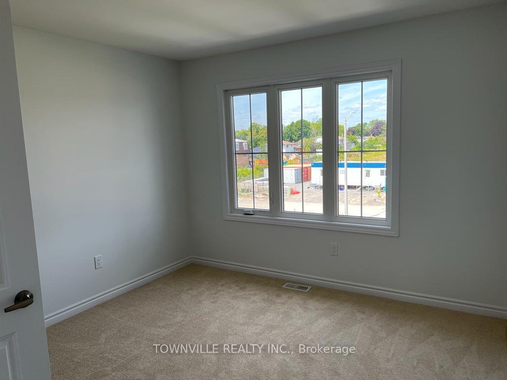 Photo 13 of 18 Lincoln Drive, Belleville, Belleville Ward — HOMEH