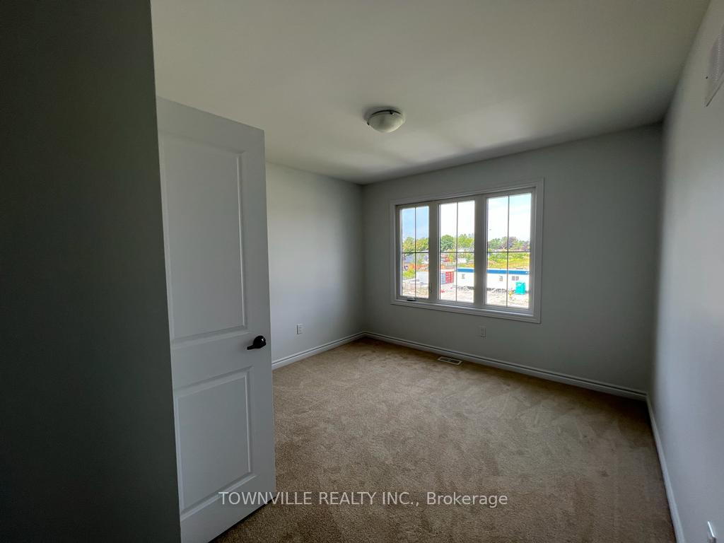 Photo 20 of 18 Lincoln Drive, Belleville, Belleville Ward — HOMEH