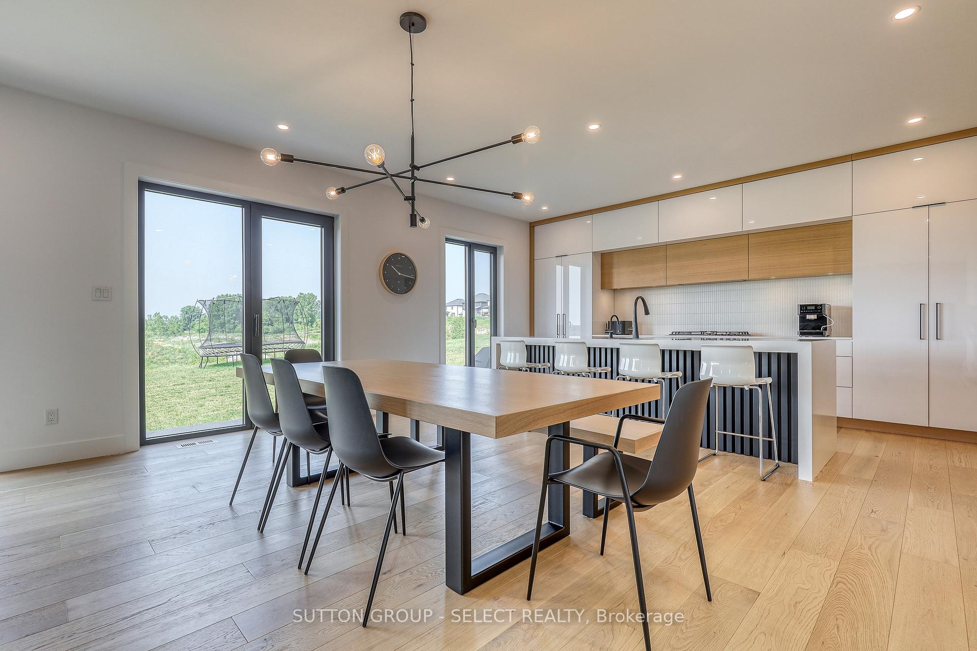 Photo 14 of 61 Crestview Drive, Middlesex Centre, Kilworth — HOMEH