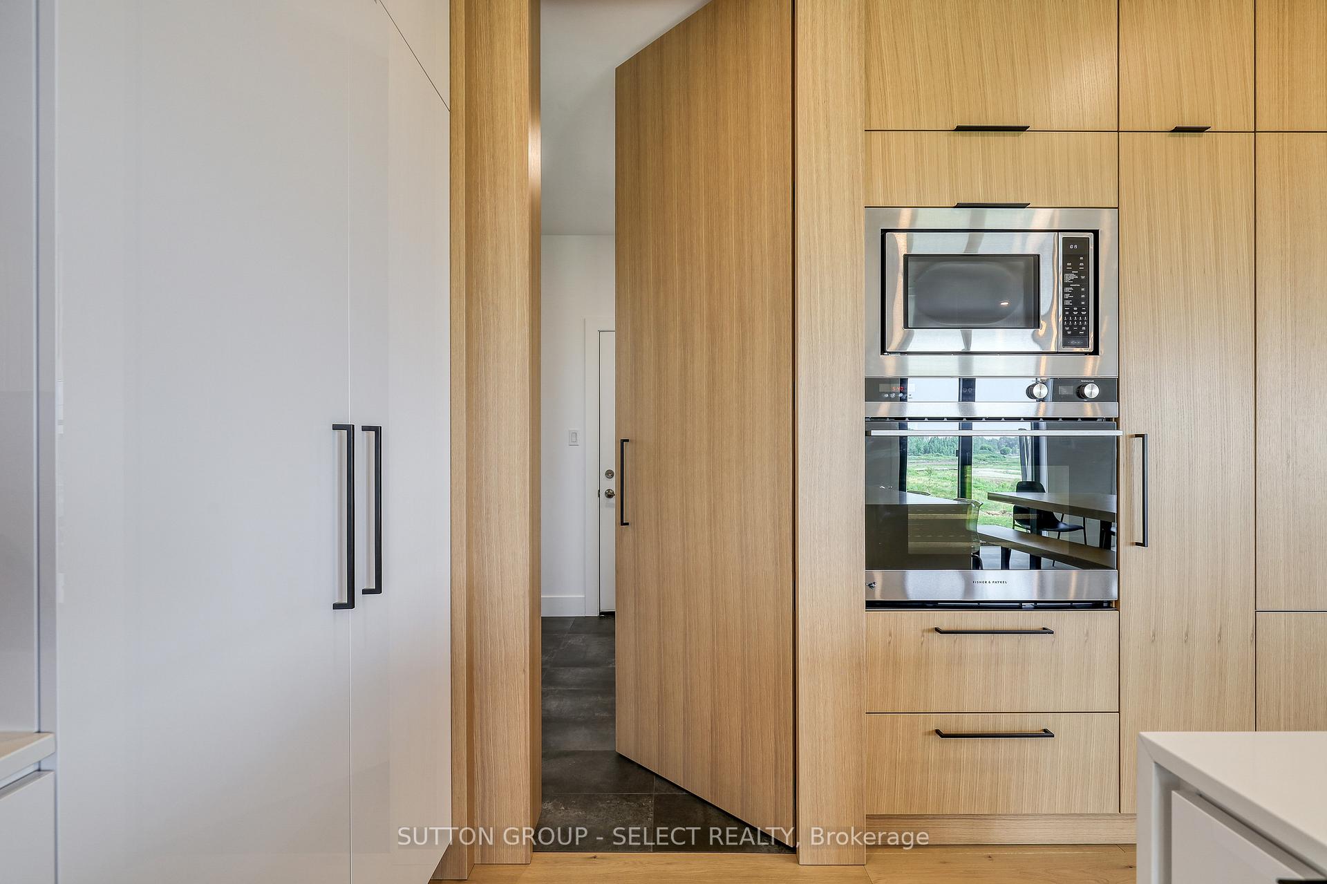 Photo 22 of 61 Crestview Drive, Middlesex Centre, Kilworth — HOMEH