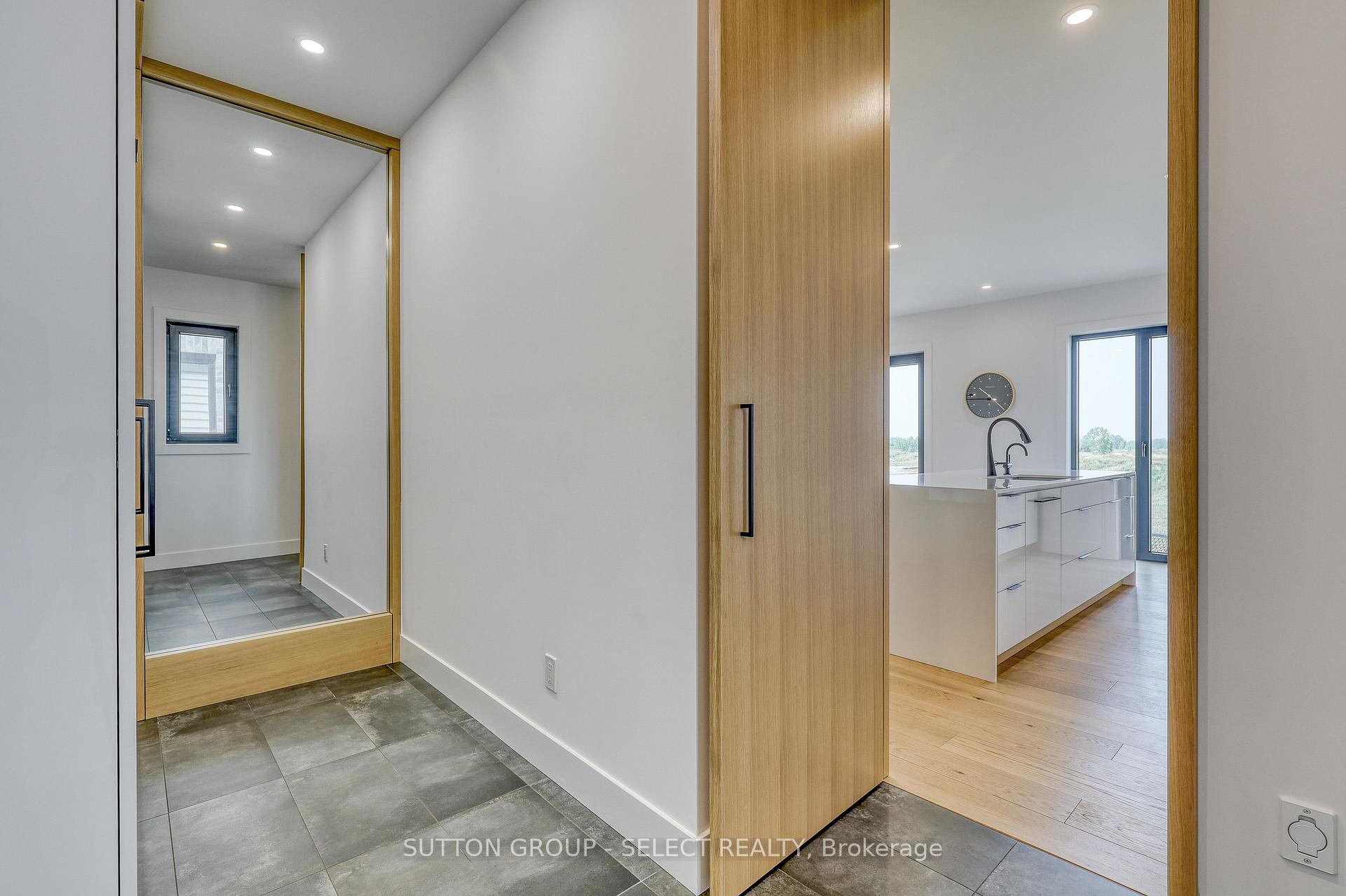 Photo 24 of 61 Crestview Drive, Middlesex Centre, Kilworth — HOMEH