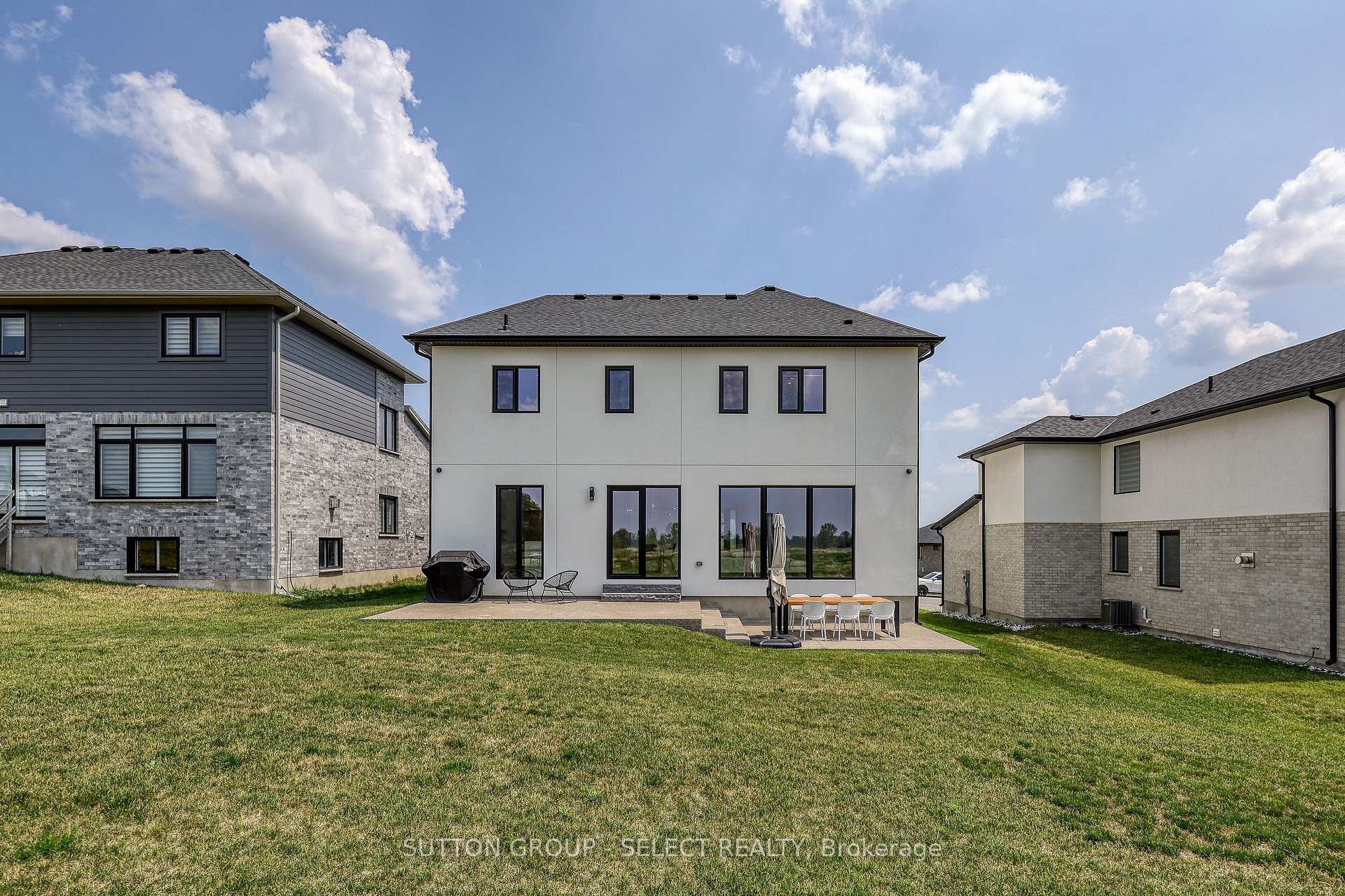 Photo 43 of 61 Crestview Drive, Middlesex Centre, Kilworth — HOMEH