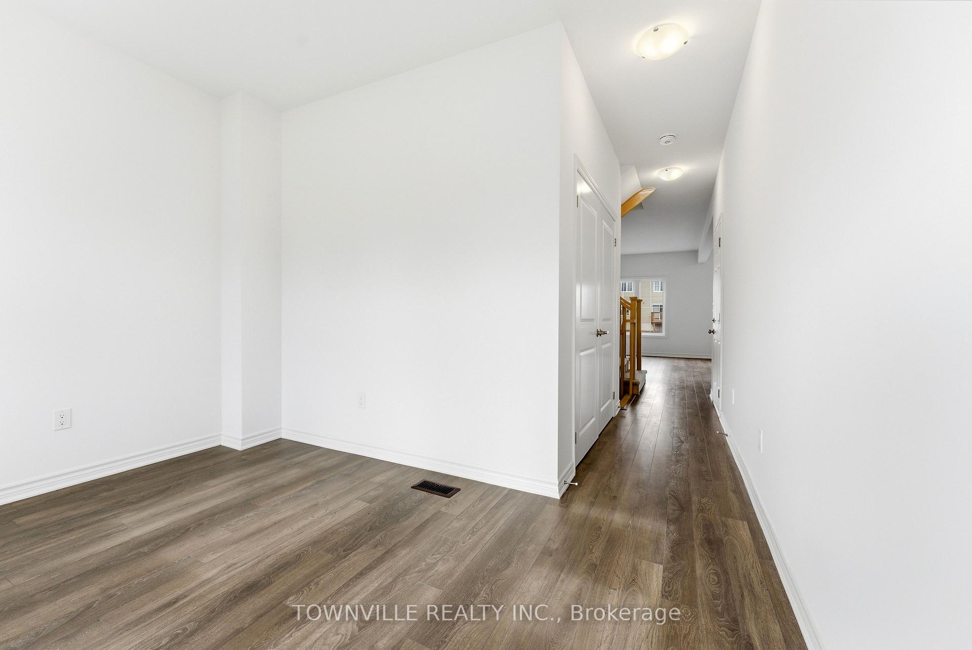 Photo 7 of 10 Bradden Crescent, Belleville, Belleville Ward — HOMEH