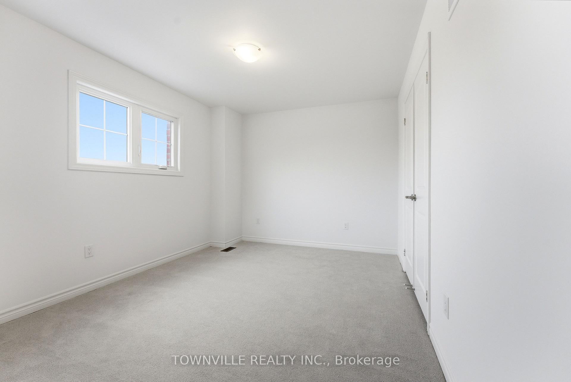 Photo 17 of 10 Bradden Crescent, Belleville, Belleville Ward — HOMEH