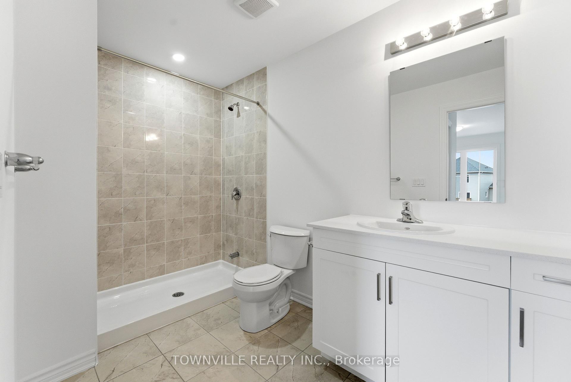 Photo 24 of 10 Bradden Crescent, Belleville, Belleville Ward — HOMEH