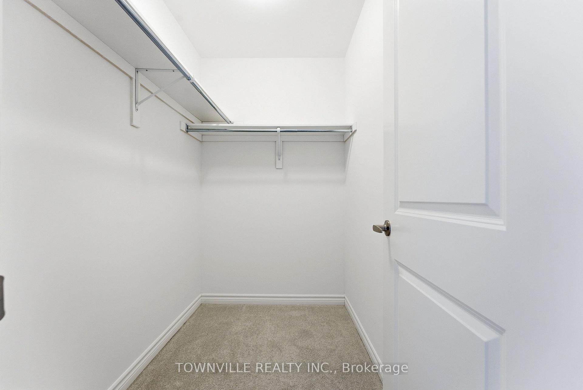 Photo 25 of 10 Bradden Crescent, Belleville, Belleville Ward — HOMEH