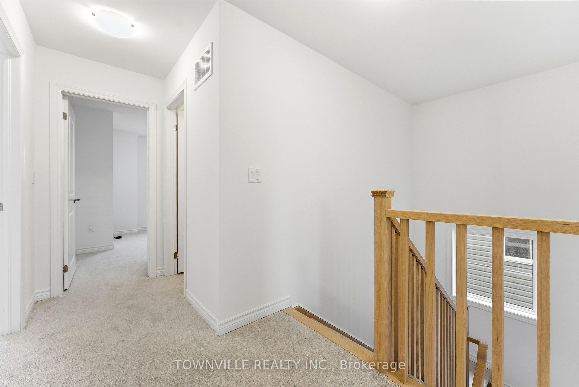 Photo 26 of 10 Bradden Crescent, Belleville, Belleville Ward — HOMEH