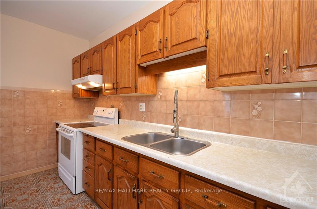 Photo 8 of 205 Rochester Street, Ottawa, West Centre Town — HOMEH