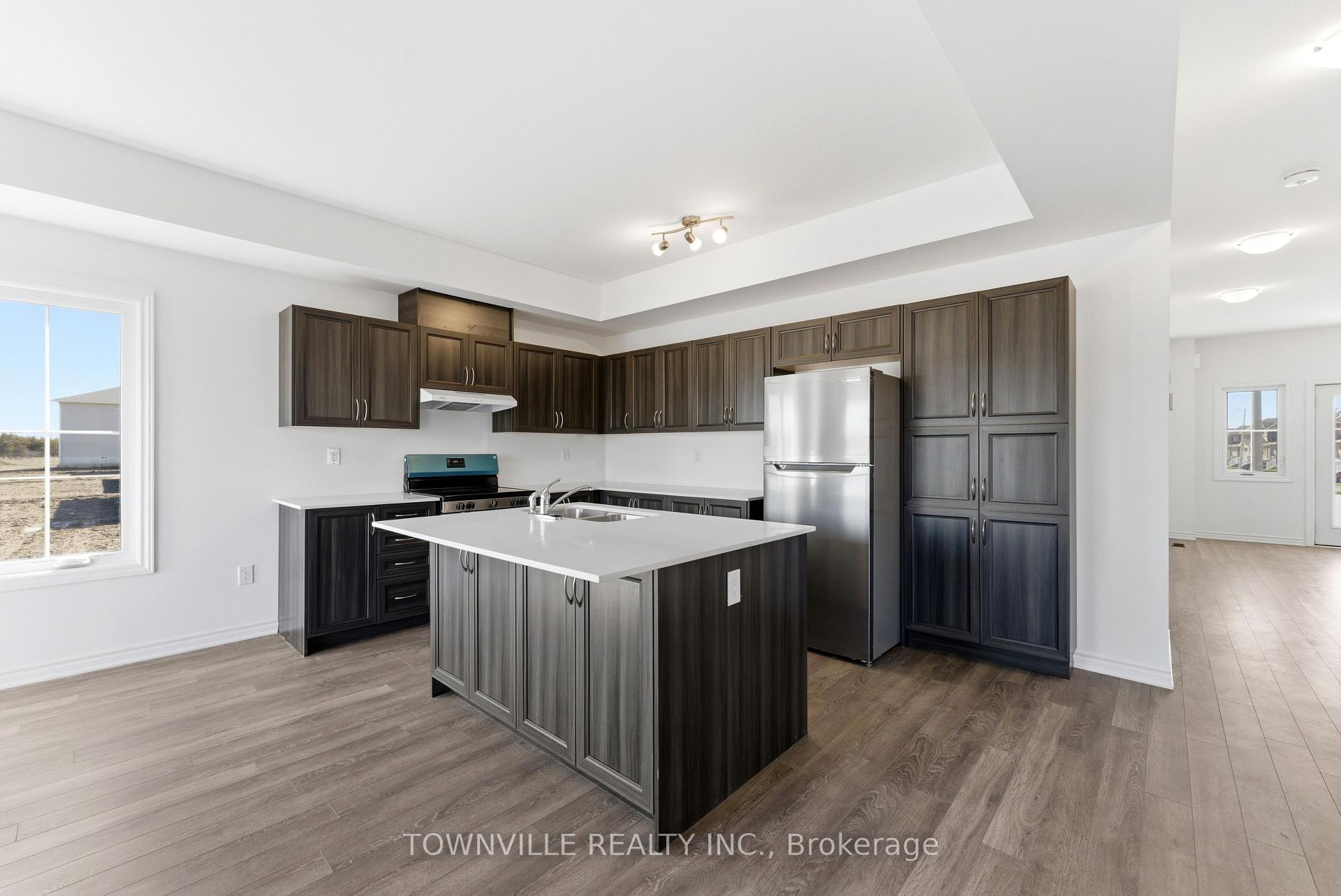 Photo 14 of 31 Bradden Crescent, Belleville, Belleville Ward — HOMEH