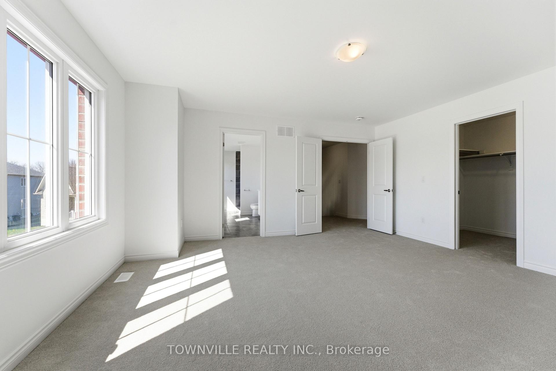 Photo 21 of 31 Bradden Crescent, Belleville, Belleville Ward — HOMEH