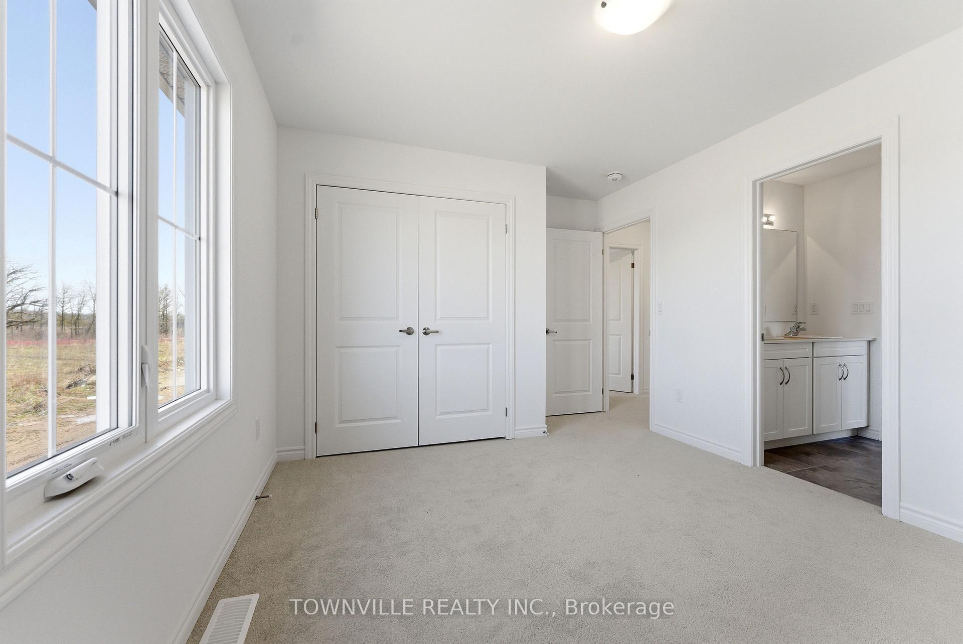 Photo 29 of 31 Bradden Crescent, Belleville, Belleville Ward — HOMEH
