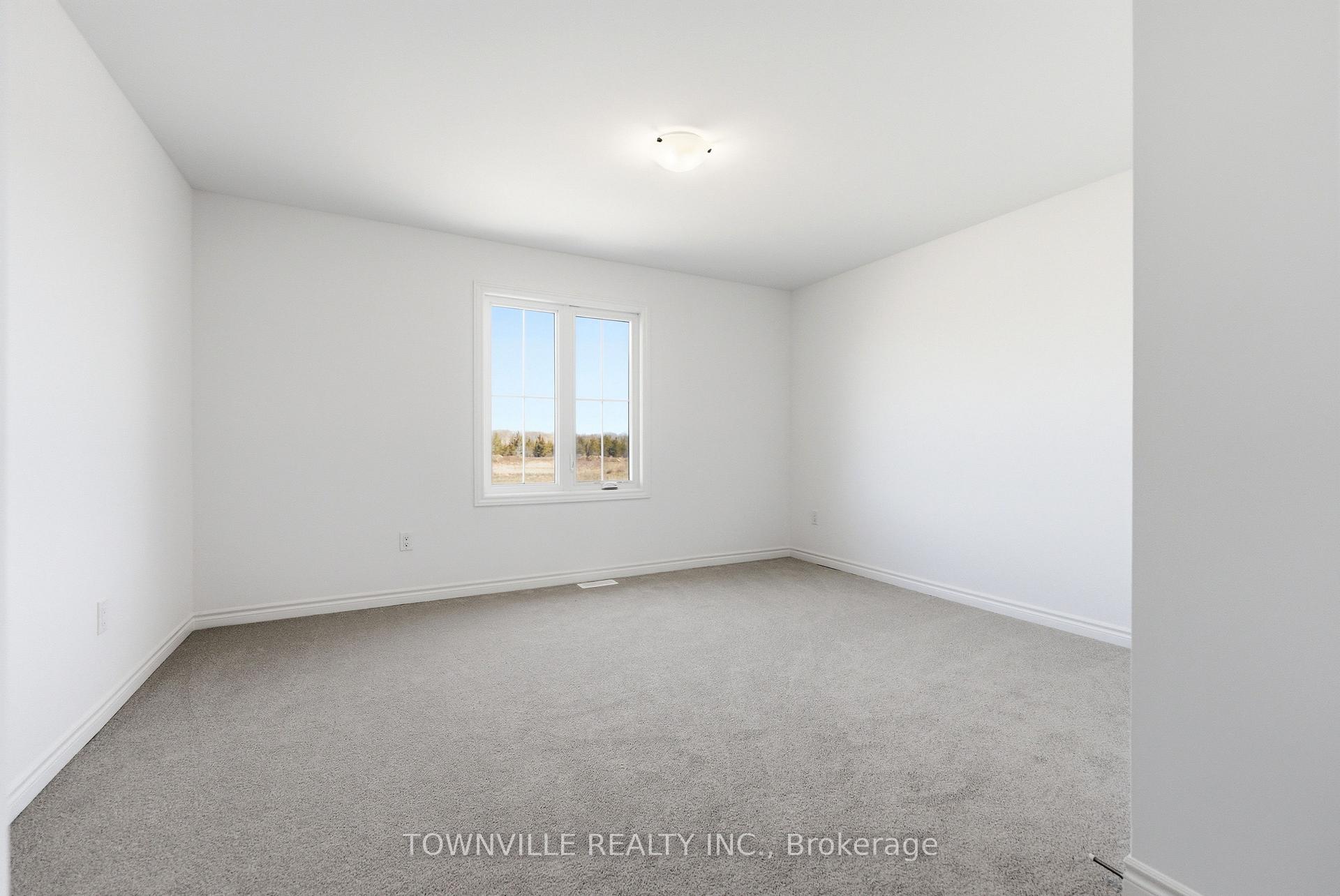Photo 30 of 31 Bradden Crescent, Belleville, Belleville Ward — HOMEH
