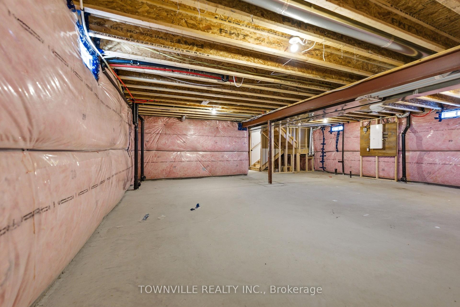 Photo 36 of 31 Bradden Crescent, Belleville, Belleville Ward — HOMEH