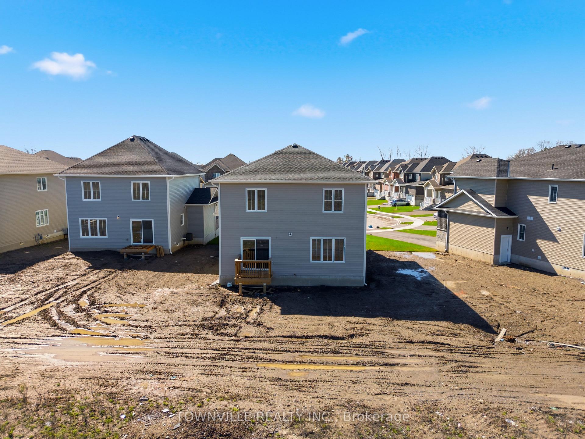 Photo 43 of 31 Bradden Crescent, Belleville, Belleville Ward — HOMEH