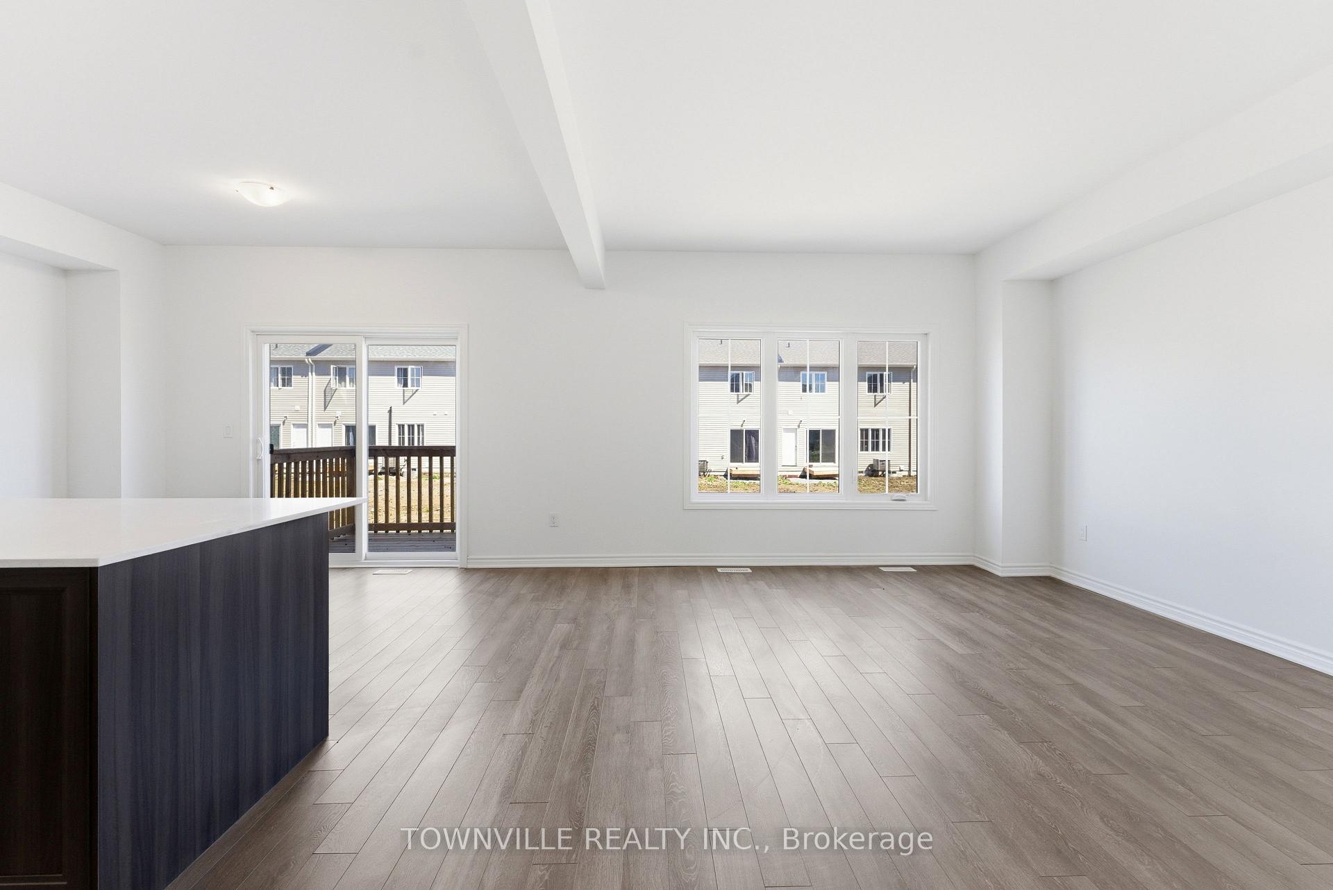 Photo 8 of 59 Bradden Crescent, Belleville, Belleville Ward — HOMEH