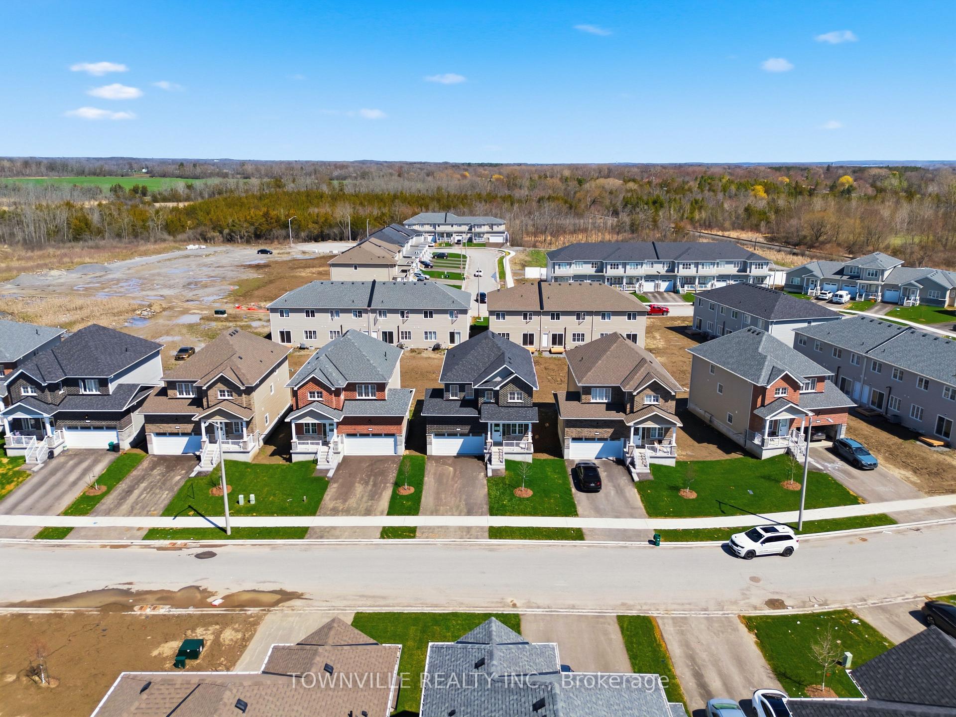 Photo 31 of 59 Bradden Crescent, Belleville, Belleville Ward — HOMEH