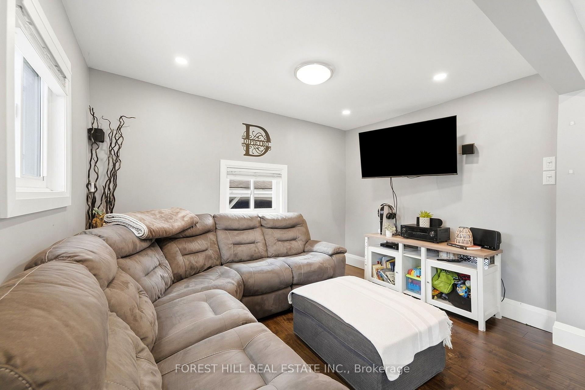 Photo 8 of 662 Cochrane Road, Hamilton, Rosedale — HOMEH