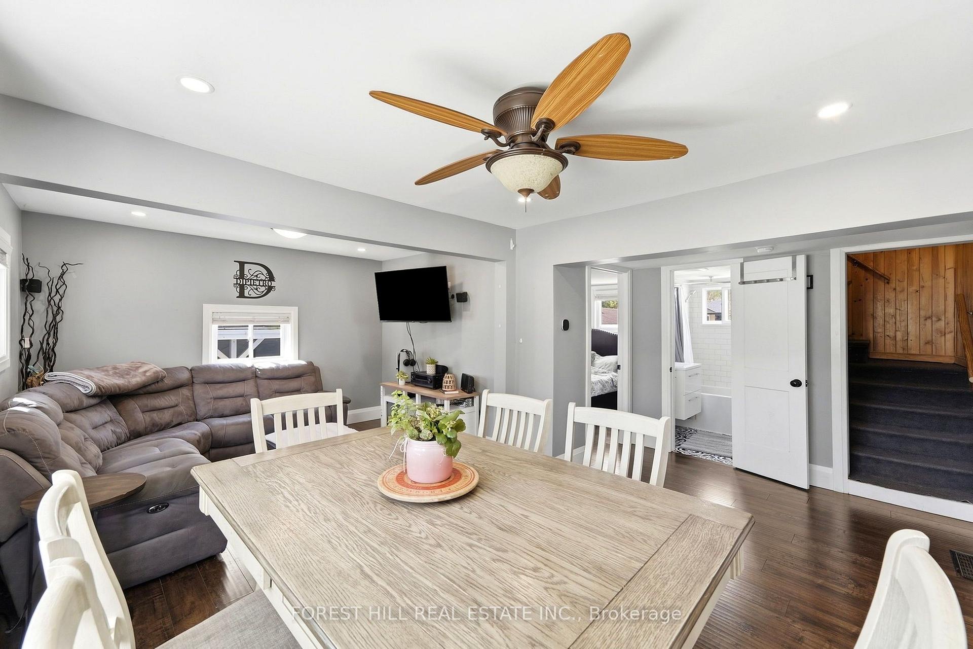 Photo 14 of 662 Cochrane Road, Hamilton, Rosedale — HOMEH