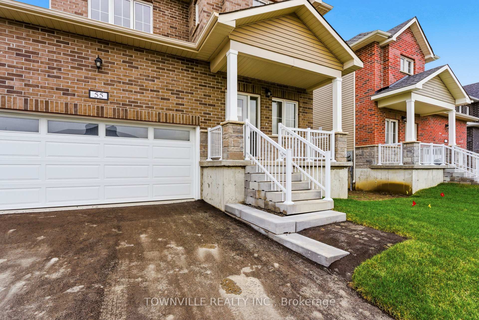 Photo 3 of 55 Bradden Crescent, Belleville, Belleville Ward — HOMEH