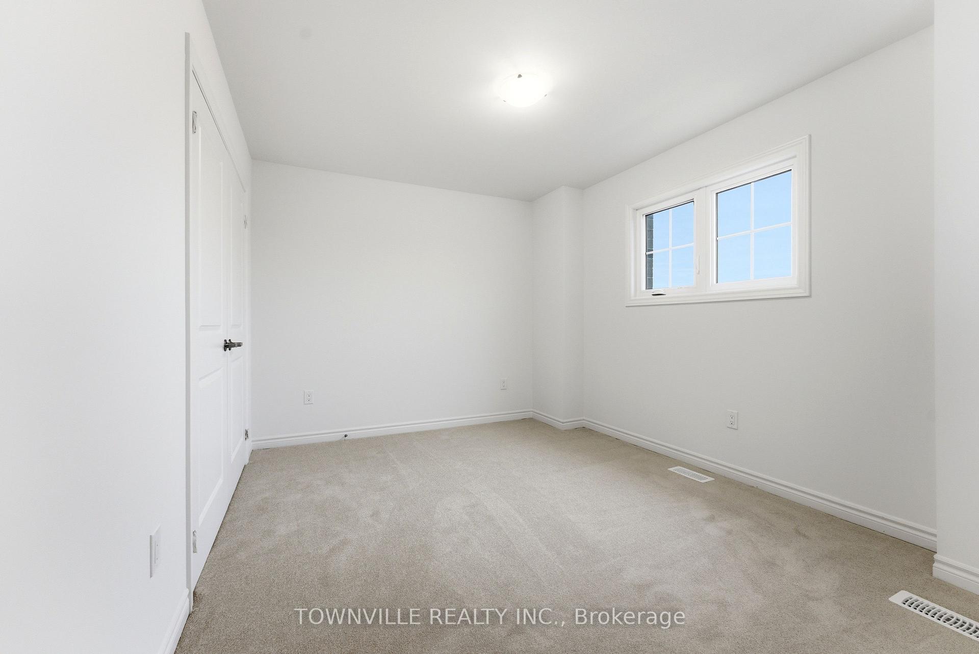 Photo 16 of 55 Bradden Crescent, Belleville, Belleville Ward — HOMEH