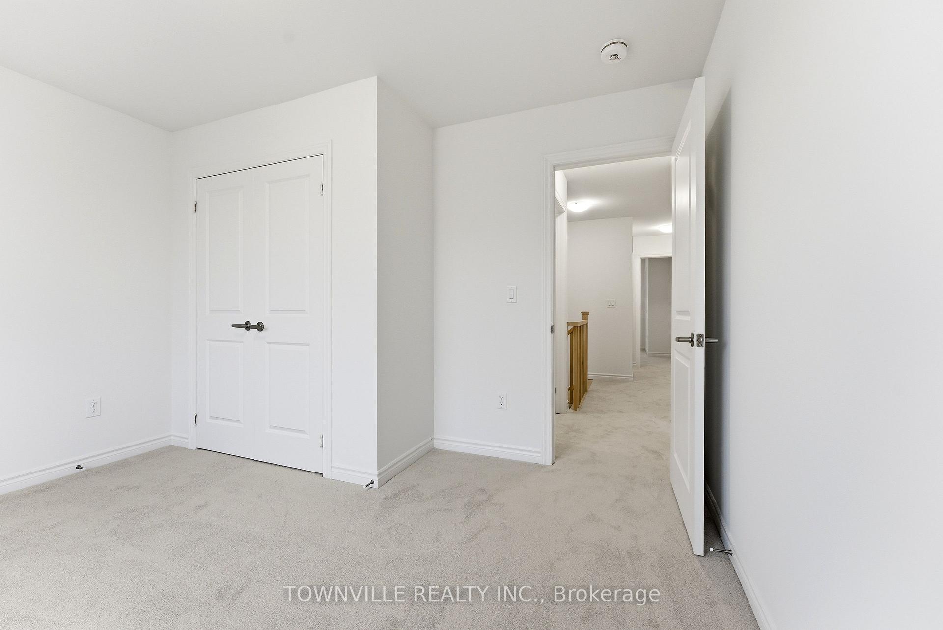 Photo 25 of 55 Bradden Crescent, Belleville, Belleville Ward — HOMEH