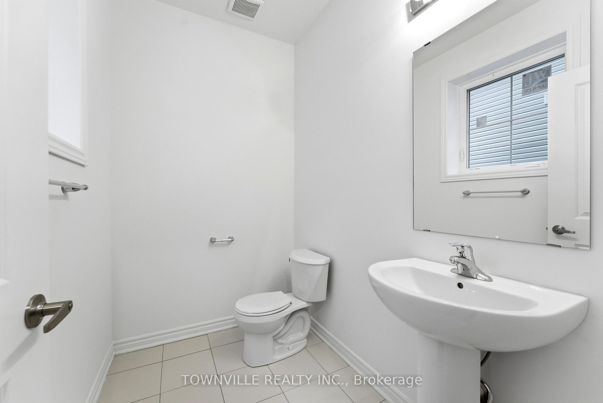 Photo 26 of 55 Bradden Crescent, Belleville, Belleville Ward — HOMEH