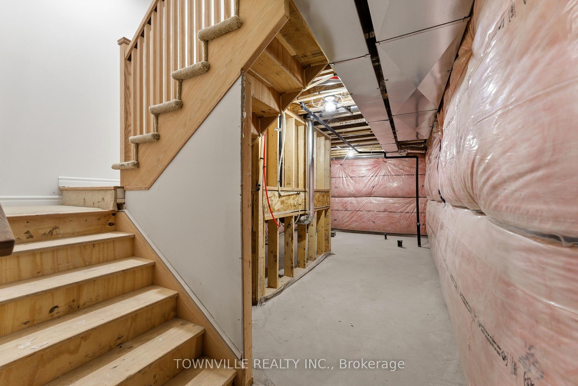 Photo 27 of 55 Bradden Crescent, Belleville, Belleville Ward — HOMEH