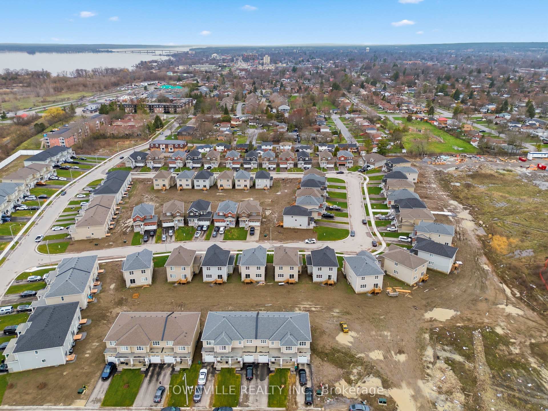 Photo 36 of 55 Bradden Crescent, Belleville, Belleville Ward — HOMEH