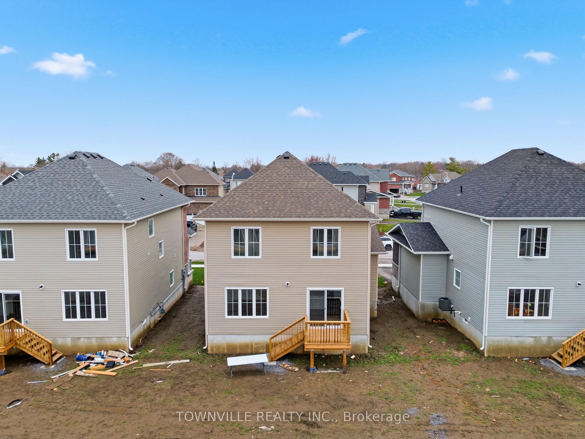 Photo 38 of 55 Bradden Crescent, Belleville, Belleville Ward — HOMEH