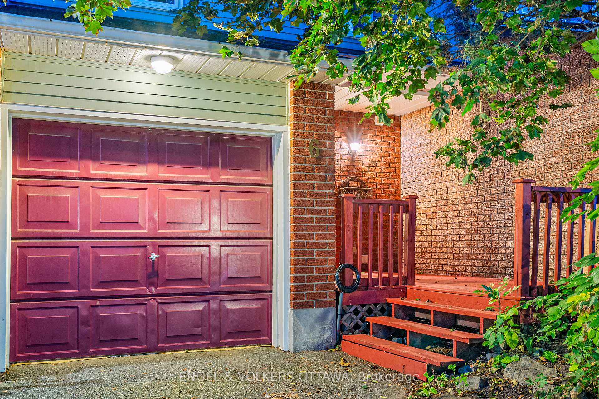 Photo 3 of 6 Bridgewater Terrace, Ottawa, Barrhaven - Cedargrove/Fraserdale — HOMEH