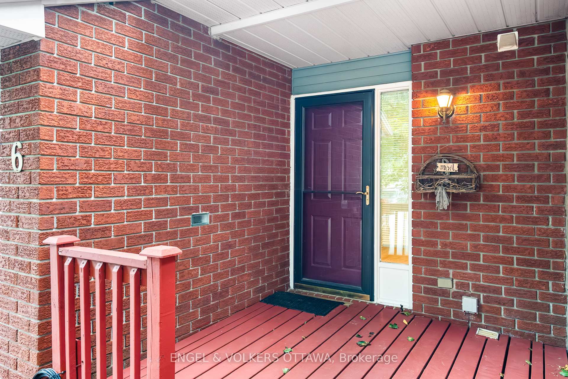 Photo 5 of 6 Bridgewater Terrace, Ottawa, Barrhaven - Cedargrove/Fraserdale — HOMEH