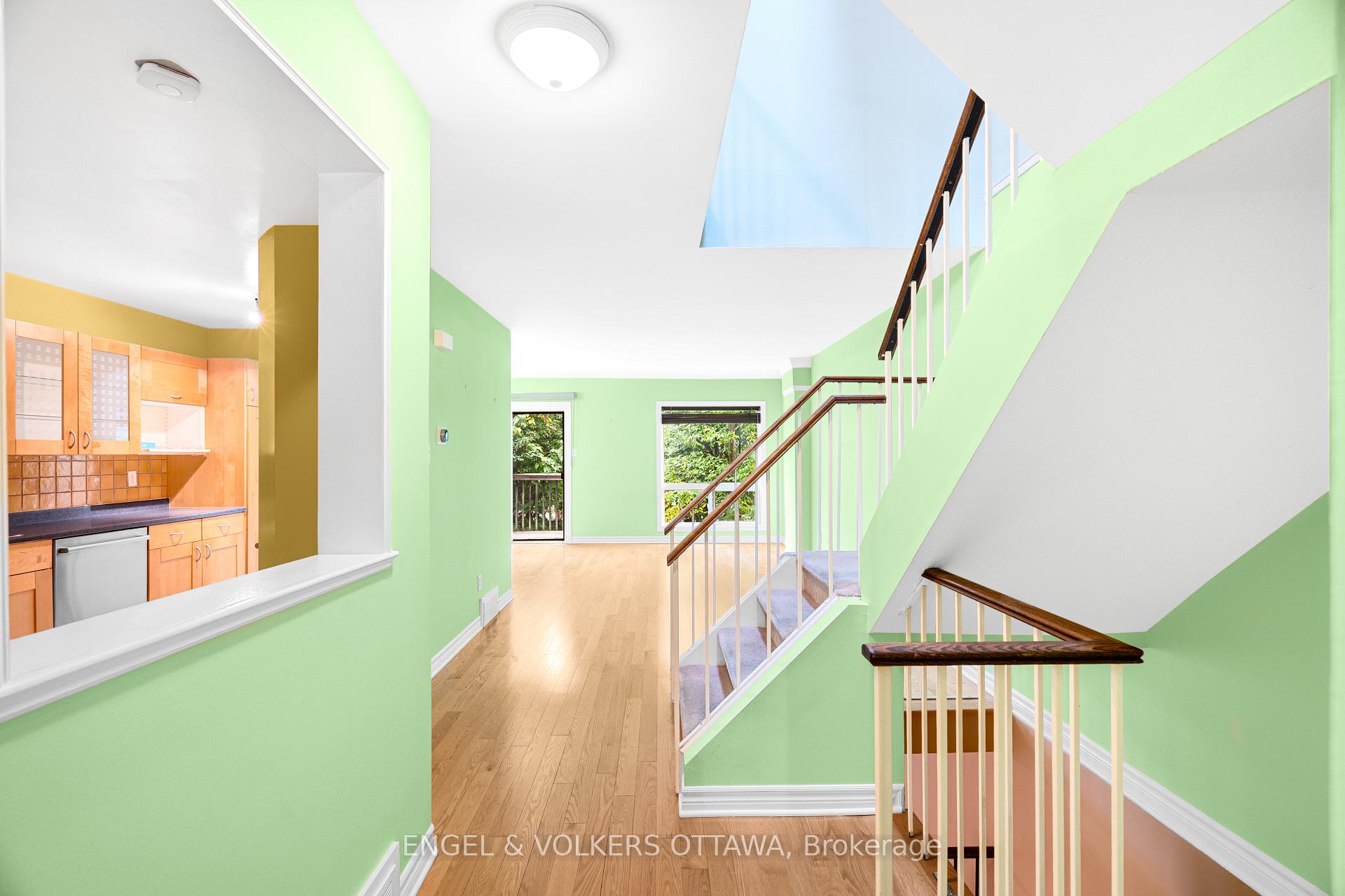 Photo 8 of 6 Bridgewater Terrace, Ottawa, Barrhaven - Cedargrove/Fraserdale — HOMEH