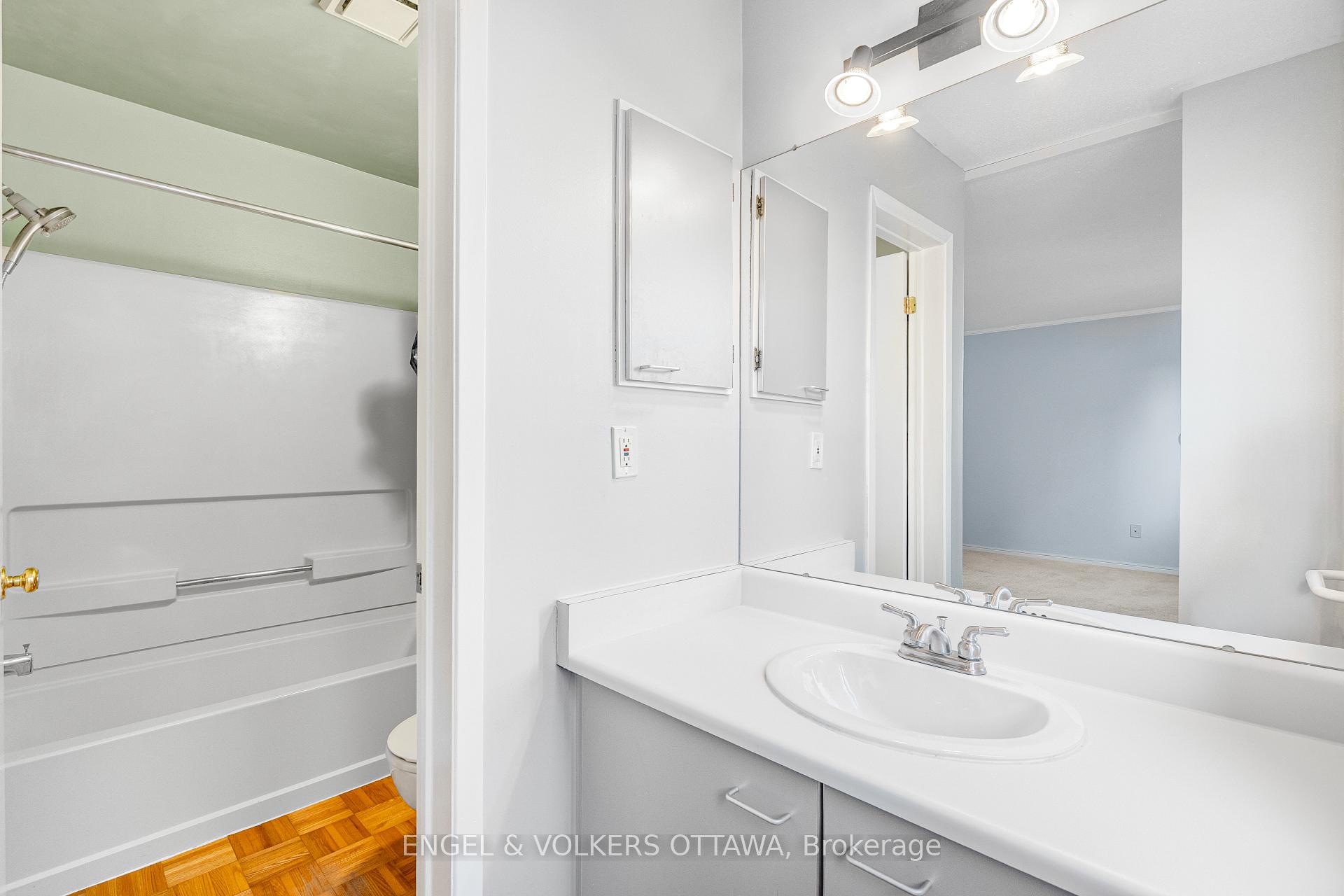 Photo 30 of 6 Bridgewater Terrace, Ottawa, Barrhaven - Cedargrove/Fraserdale — HOMEH