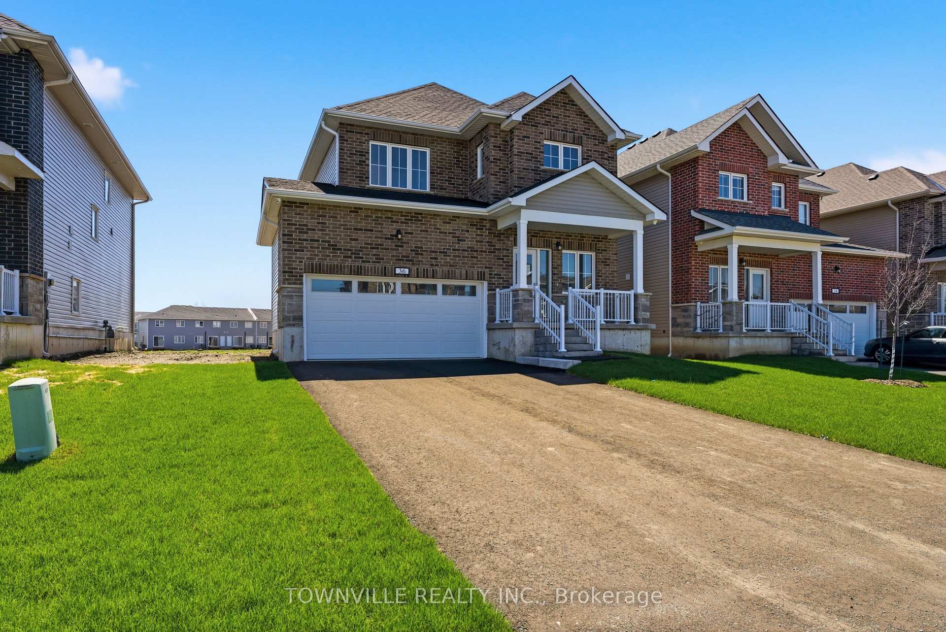 Photo 2 of 36 Bradden Crescent, Belleville, Belleville Ward — HOMEH